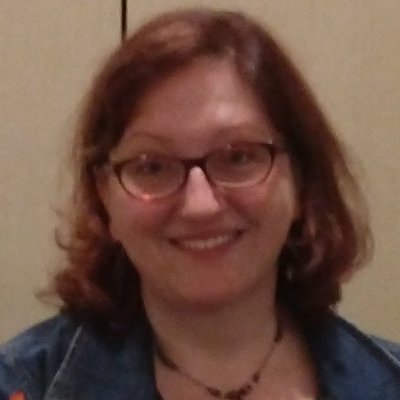 Miranda is a full-time #LesFic author and co-owner of the website #IHeartSapphFic, a home for fans of #wlw #queer #romance