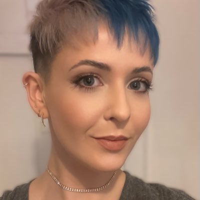 JuCLuC's profile picture. Hungry, London-living, musical, drawing nurse. Gram: lu.may.c Art insta: art_lmc