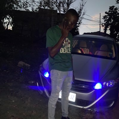 maridon56's profile picture. A masculine man never stop working