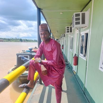 m_shuayb's profile picture. An Administrator n A Nationalist 
👮‍♂️ Anti-Boko, bandits, herdsmen 🔫Fighting for free 🇳🇬