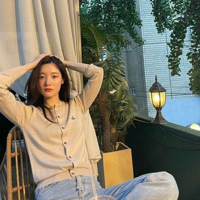 anda sopan, saya curiga😏