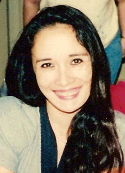 glassgirl321's profile picture. Flameworker who creates custom hand formed glass beads, jewelry, accessories and gifts.