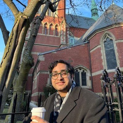 stereotypical college radical | friend of lizards | anti-colonial cowboy | antiwar organizing @DSA_Intl_Comm | @Harvard '25 he/they ॐ