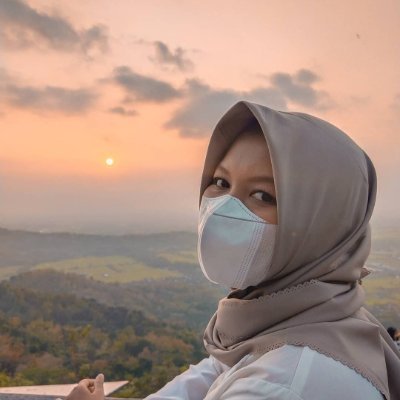 ZahroKarimatul's profile picture. 
