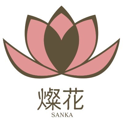 リメイクデニムや牛革を使った雑貨を紹介しています😊ハンドメイドなので、一点物になります💕詳細はURLからどうぞ😍😍😍
#デニムリメイク #牛革