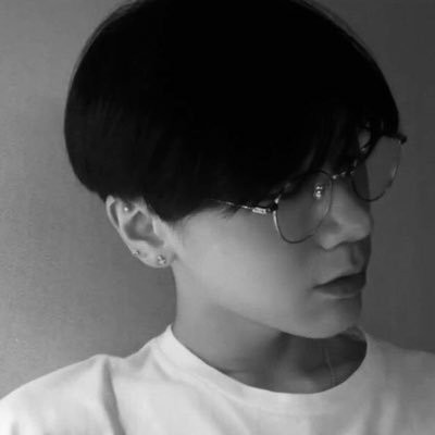 บุหรี่ตัวที่สองกับ It's you - sezairi🕷️🕸https://t.co/NDu8wyV8eg