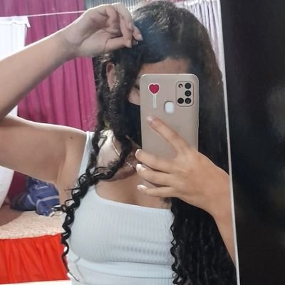 MaryanaMelo5's profile picture. Só sei que eu não sei.