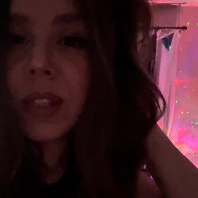 girliefrendie's profile picture. 