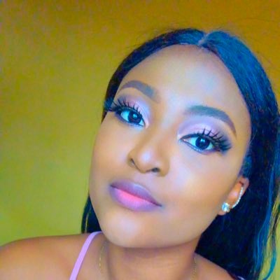 _wyong's profile picture. 💯Ambivert | Microbiologist 🔬| Fire dancer 💃🥵in my head 😂| Fashion designer in training 🧵 ✂️| cancer ♋ | MPH loading 🤖