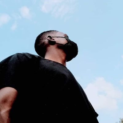 •Christian• •Writer• •Poet• •Rapper•
Man's like David. King 🤴🏾
