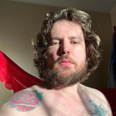 Essegaroto1's profile picture. Dominador; ajoelha putinho e faz todas as minhas vontades... 🧡🐽🔥💦 https://t.co/2NeyfKDZFM