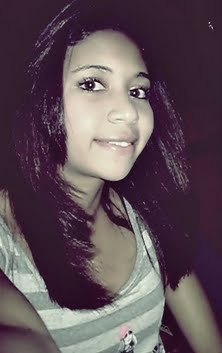 sou aquariana,morena,olhos castanho,e cabelos castanhos. curto tudo