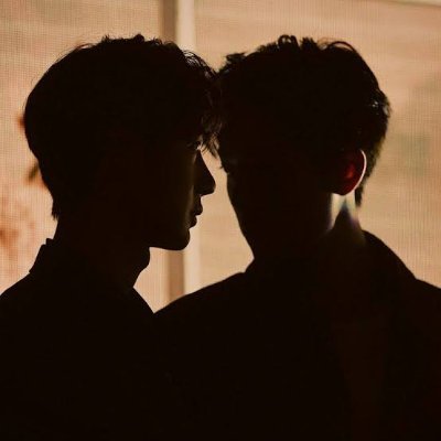 HringHring2's profile picture. 