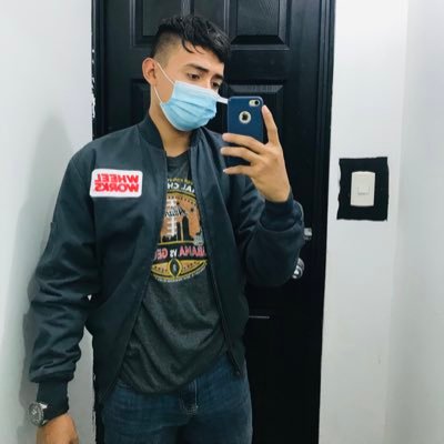 ErnestoDeLen11's profile picture. Beautiful day