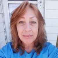 Debra Sadowski - @fuzzylovingferr Twitter Profile Photo