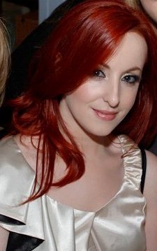 clionasweeney's profile picture. MakeUp Artist, Education Manager and Mum who thinks the world needs more smiles! People can be nice to eachother and still be successful.......