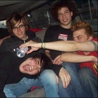 gay mike🥤🏳️‍⚧️ JASMINE DAY 🇨🇦❤️🐝 (@partypoizons) 's Twitter Profile Photo