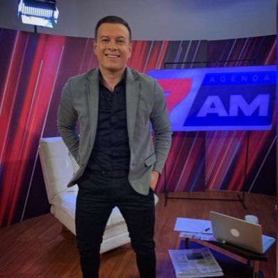 Periodista y presentador. caracol Radio Cúcuta. Altruista sobre todas las cosas. Aquí sólo predominan las opiniones personales.