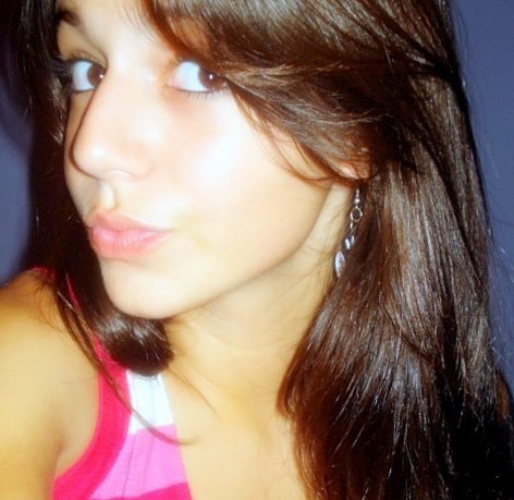 Twitter pra divulgar :d Sigam-me no twitter Oficial : @Bruninhaleka ! Uma Garota feliz que está em busca do melhor pra ela! saber mais me segue la no twitter!