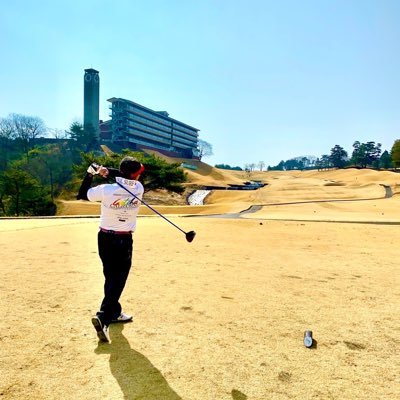 ゴルフ垢はじめてみました🤗マナー・プレーファーストを心掛け⛳️楽しくラウンドしてます😄ベスト79最近は80台〜90台をｳﾛｳﾛ🏌️‍♂️💦ギア🏌️‍♂️＆👕ウェアにも興味あり近年は飛距離が落ちたなぁと実感するLOVE💘GOLFなオッサンゴルファーです🤣@埼玉 無言フォロー失礼します😅