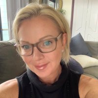 Mercedes Howard (@mercede97650102) 's Twitter Profile
