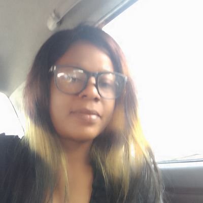 Ebilaere27's profile picture. 