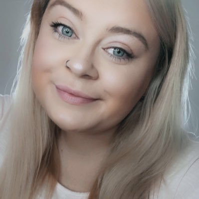 ashl_28's profile picture. ISFJ. Cat mum. Cheese gremlin. bi baby.