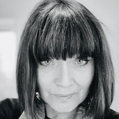 Consumer Industry Lead | C-Suite Advisor | #WomeninSTEM | #GenderParity Champion | LEAD Network Sponsor | Senior Partner | 👁🐝Ⓜ | Proud Mum of a Firecracker 🫶