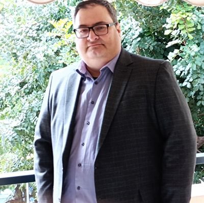 Business consultant, Worked as Commercial Manager for the Eastern Europe Cluster of Kodak Company. Experienced in MEA Region in retail and Wholesale Business.