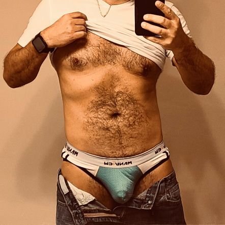 undies_fan's profile picture. 