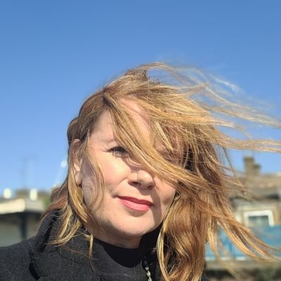 mishmash100's profile picture. Coffee addict. Music lover. Exclamation mark overuse unnerves me. Only tweet after dark.