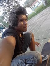15 anos, solteiro