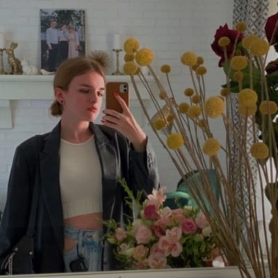 Sofiia2203's profile picture. сторінка для читання твітів