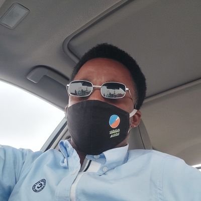 Yemiakusebo's profile picture. 