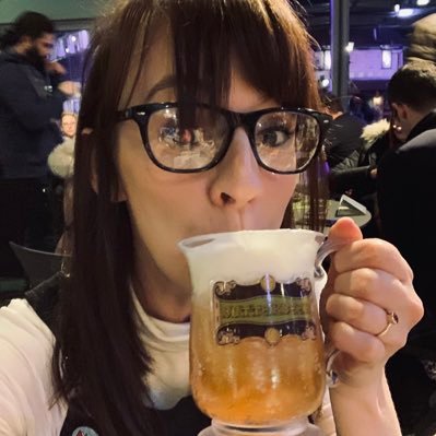 Shelsks's profile picture. Authenticity-passion-feminism-motherhood-literature-life