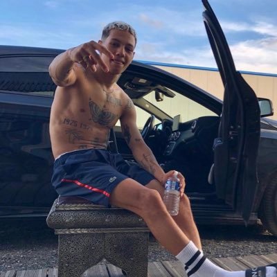 hxssnabs's profile picture. 