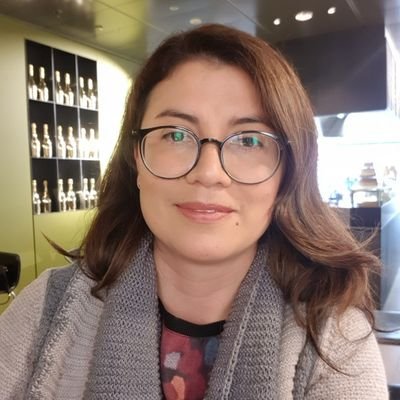 Especialista en Aparato Digestivo y Endoscopia Digestiva Hospital General de Cataluña. European Board of Gastroenterology and Hepatology, specialist in EUS