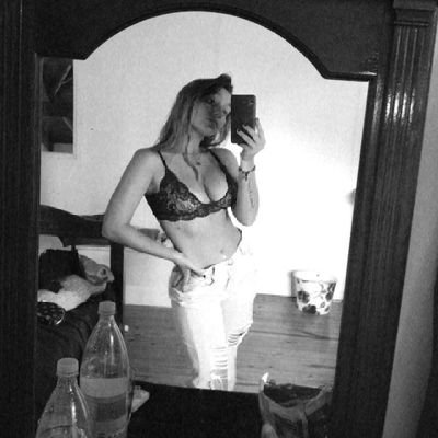 MoreMichelli's profile picture. Morenittt