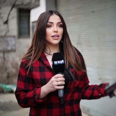 📝|Journalist: LebanonDebate 
📹|Reporter: Al jadeed - MTVLebanon - Spotshot 
📖|Writer: غريب الحكي
👩‍💻|Managing editor: https://t.co/Eq4RO0gmVI