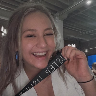 kayleegeorge28's profile picture. 