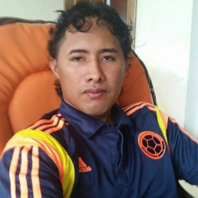 esneidersilva3's profile picture. El mejor regalo es alguien que te abrace y. Te diga pase lo que pase siempre estaré a tu lado 3