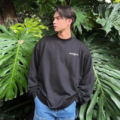 เอาง่ายๆคือหล่อครับ
ธามแม่งหล่อครับ
DM:ig.thamxqc