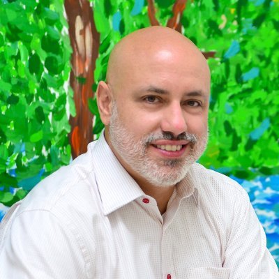 Convicto de que ainda vamos melhorar o Brasil! Para fazer a minha parte, minha missão de vida é cuidar de pessoas.