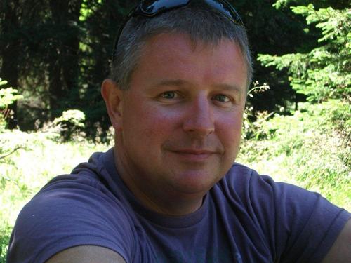 giess335's profile picture. Oliebron MUL Sales Supervisor, partner Kadijk Beach, voorzitter Beachsport Vereniging Werkendam, beachvolleybal, volleybal, Formule 1