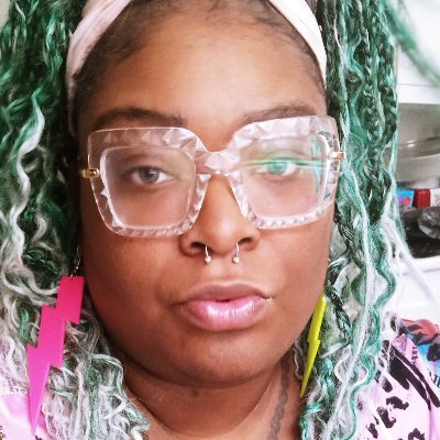 Naawtygurl's profile picture. I'm just here