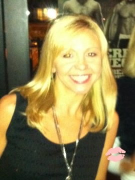 mhroba's profile picture. 