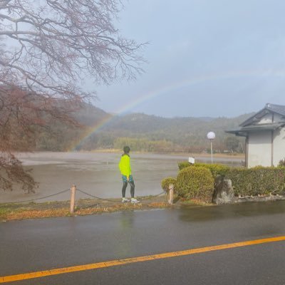 大学生。無言フォロー失礼します。ハーフ1:23:35(22 名古屋シティ)/フル 2:59:09(22 神戸) フル7回/ハーフ3回/リレマラ5回完走 サブ80/サブエガ目指してます！ 「ゆるゆる走る」Next 5/26 カーター記念黒部名水マラソン