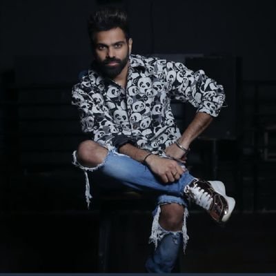 SowjanyaVejand1's profile picture. always_ fan of _src