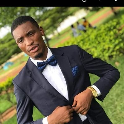 ED Build Ensemble CSO ; Analyste;
Lecturer, Environmentalists, Youth leader. COMSU National president.