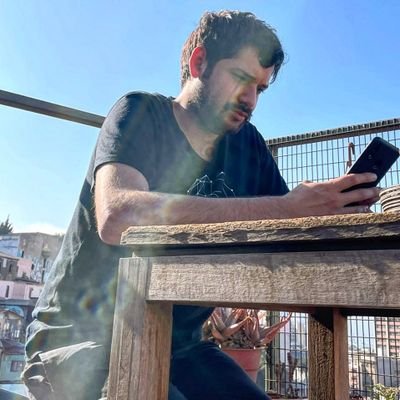 Nunca fui Freud ni tampoco tu mamá/Valparaíso 🇨🇱/Ingeniero Electricista ⚡/
27 años ♓/Weko 🏳️🌈 /